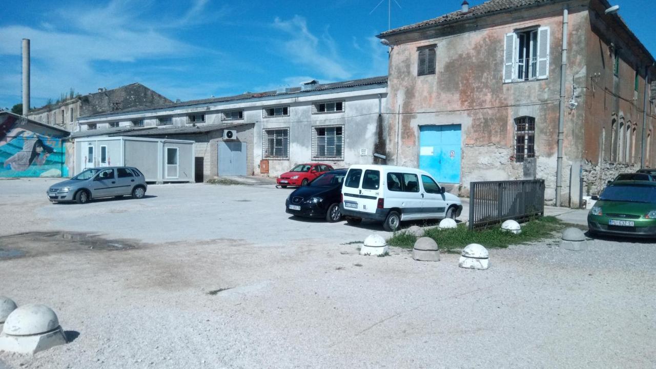Old Town Charmer Porec Exterior photo