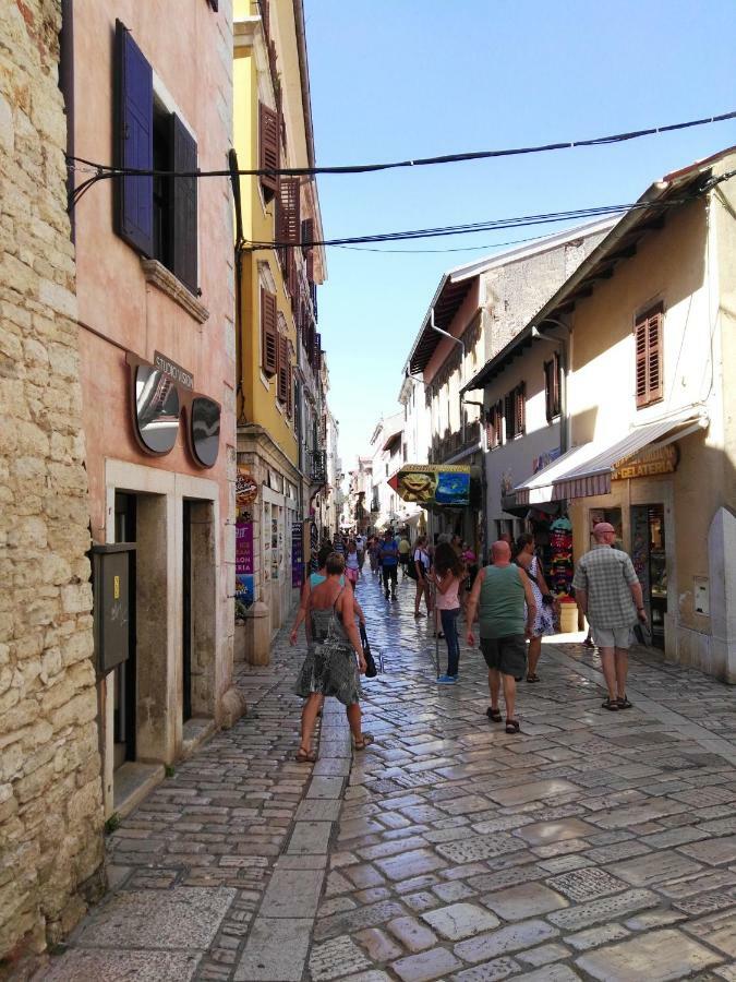 Old Town Charmer Porec Exterior photo